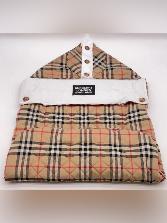 Burberry Other - Burberry Kids Beige Plaid NOVA CHECK BABY BUNTING bag sleep snuggle 6-9m